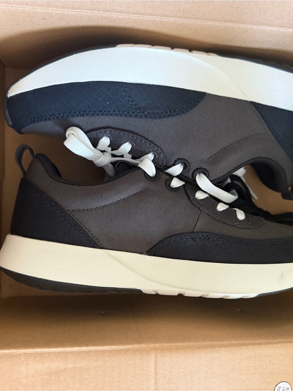 allbirds Men's Gray and Black Sneakers